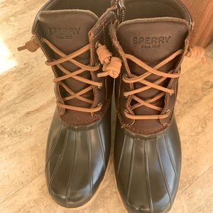 Sperry Duck Boots EUC 7.5
